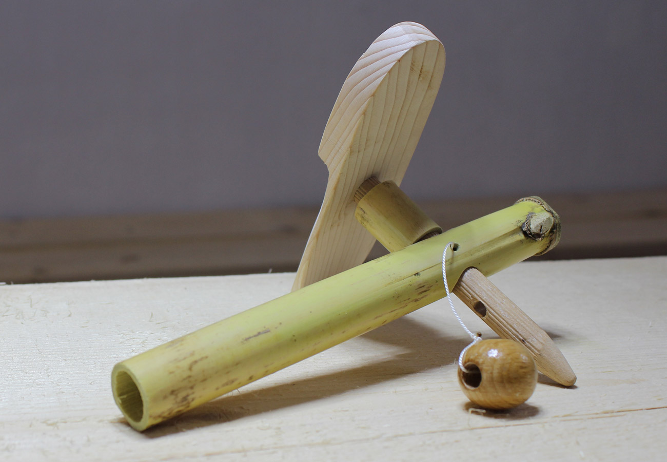 wall-nut-whirligigs-reed-whirligig-1